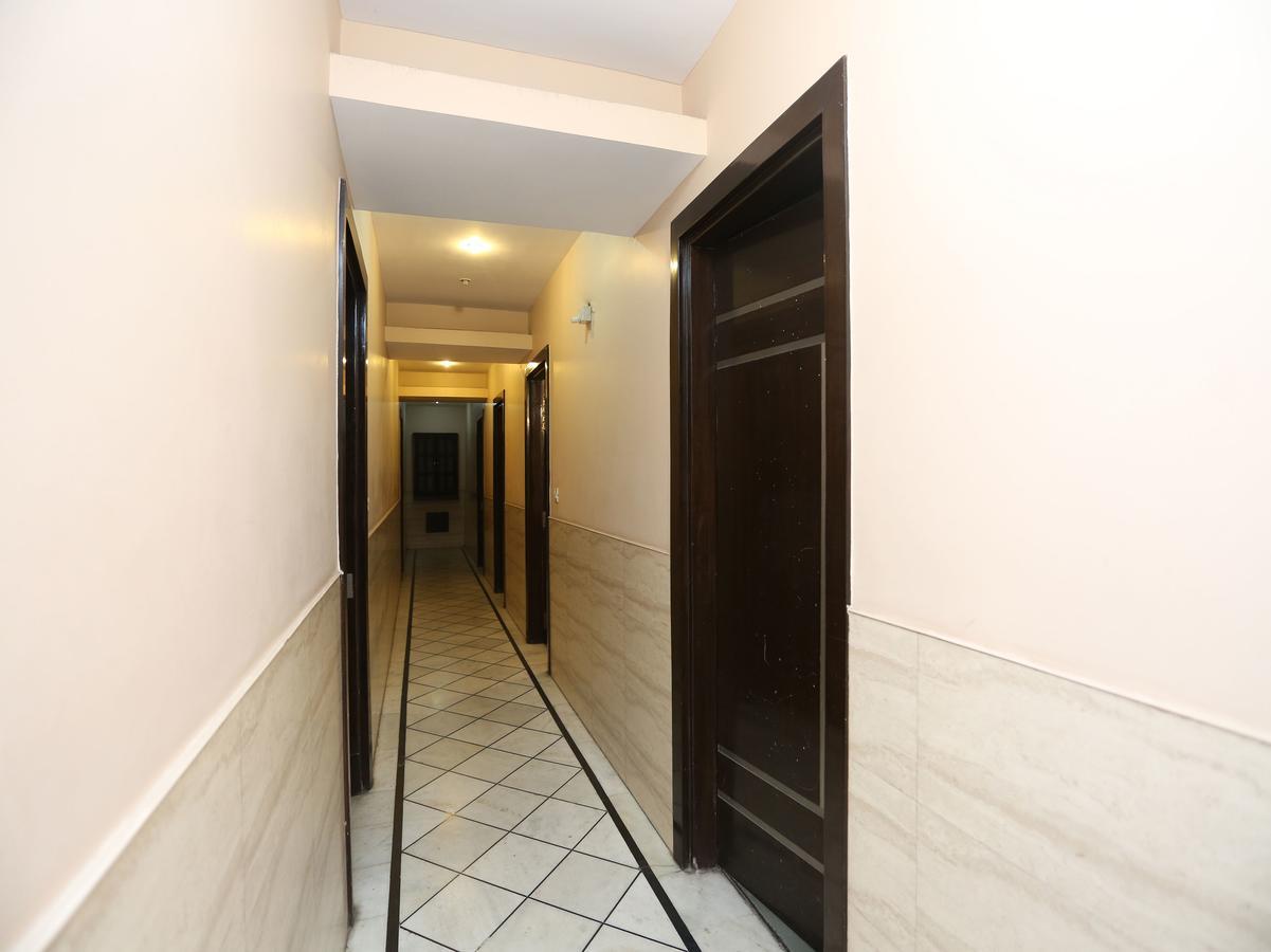 Oyo 13541 Otani Hotel 델리 외부 사진