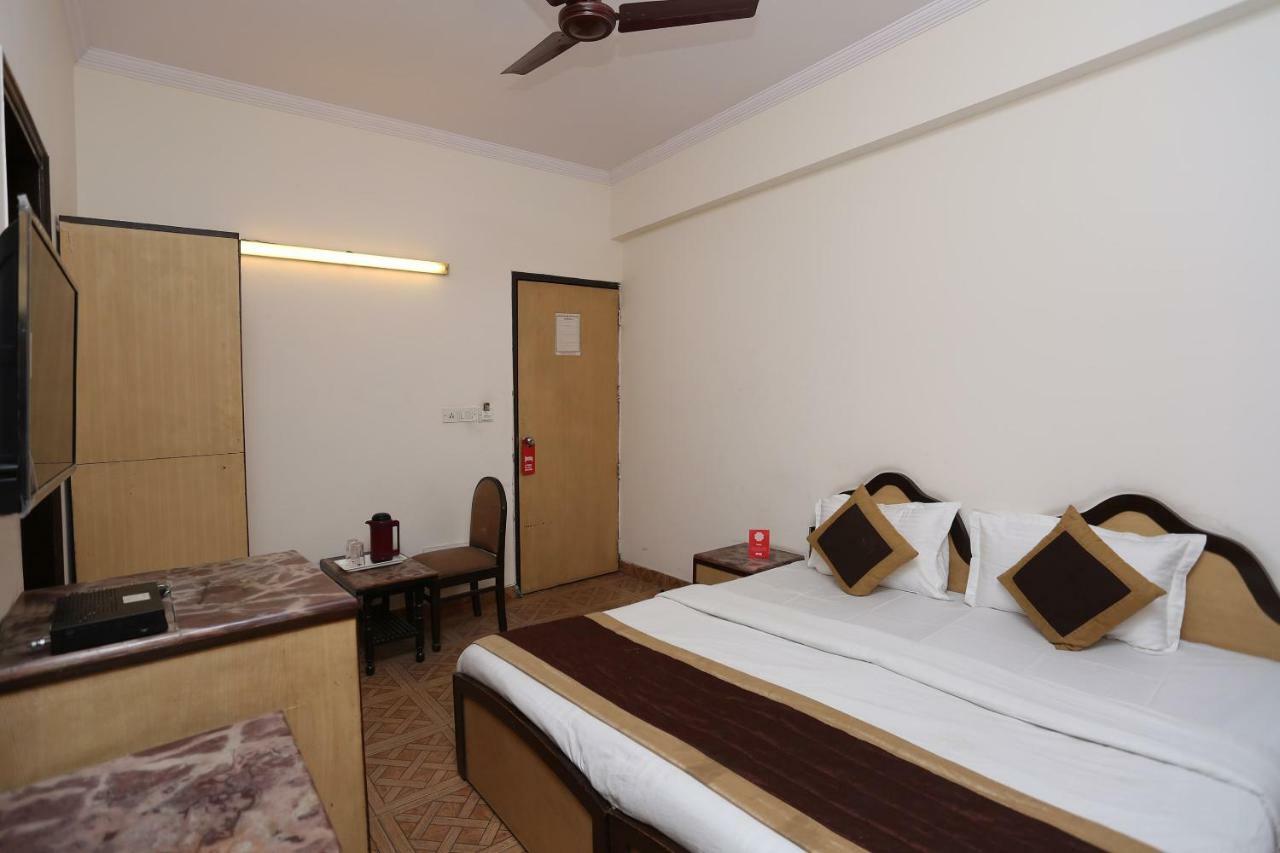 Oyo 13541 Otani Hotel 델리 외부 사진