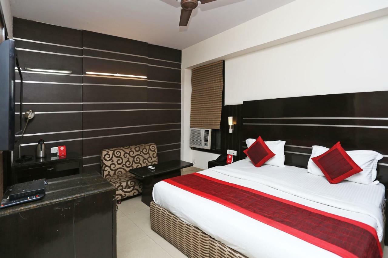 Oyo 13541 Otani Hotel 델리 외부 사진