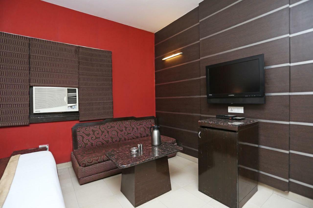 Oyo 13541 Otani Hotel 델리 외부 사진