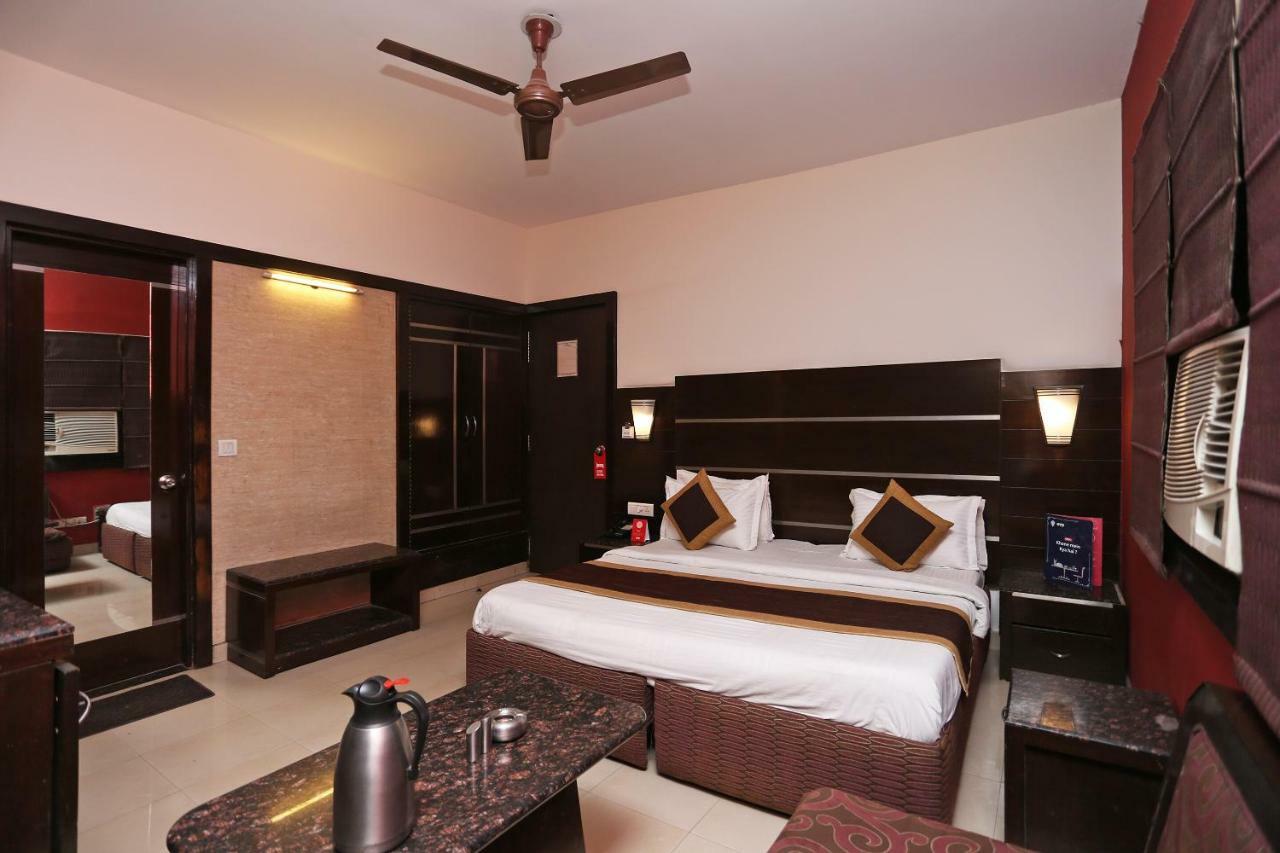 Oyo 13541 Otani Hotel 델리 외부 사진