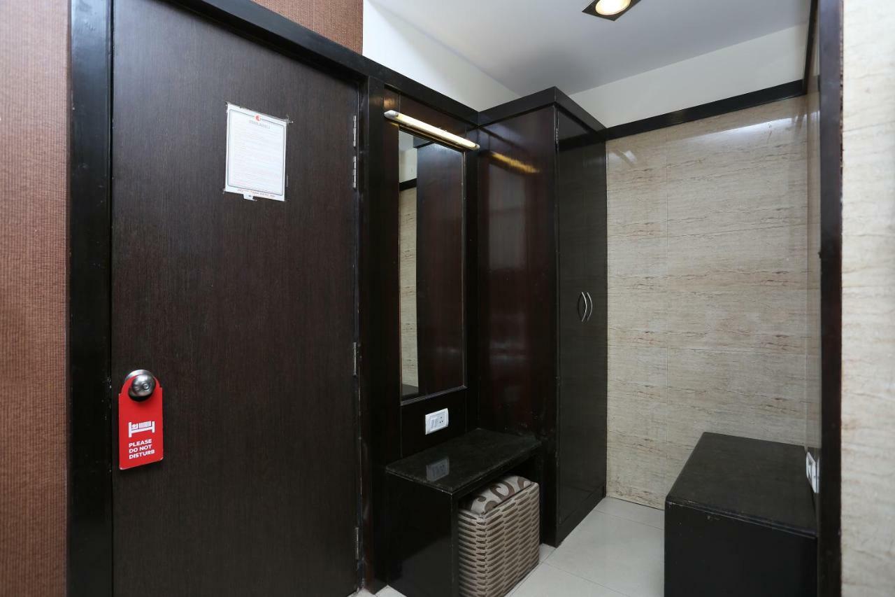 Oyo 13541 Otani Hotel 델리 외부 사진