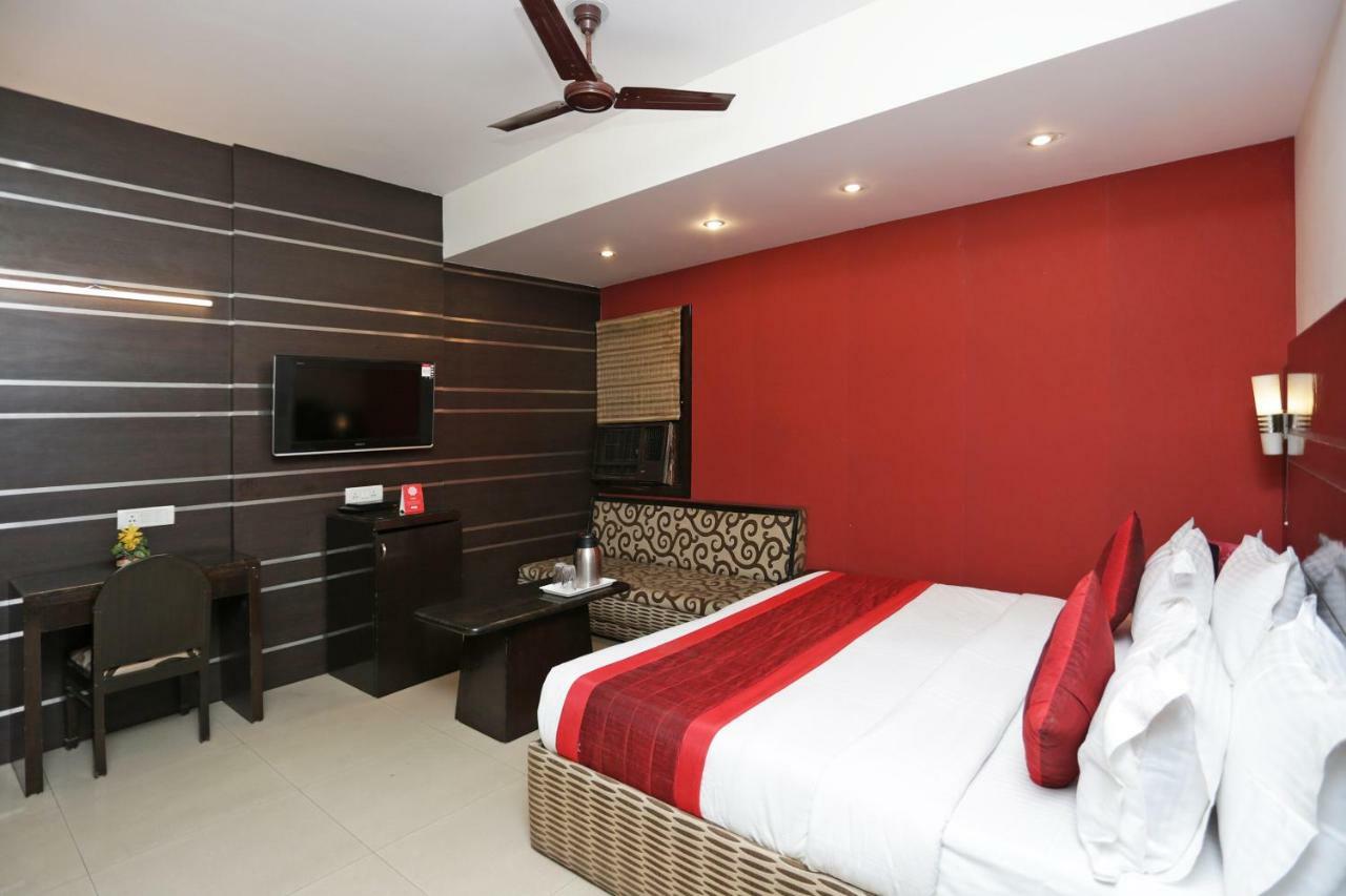 Oyo 13541 Otani Hotel 델리 외부 사진